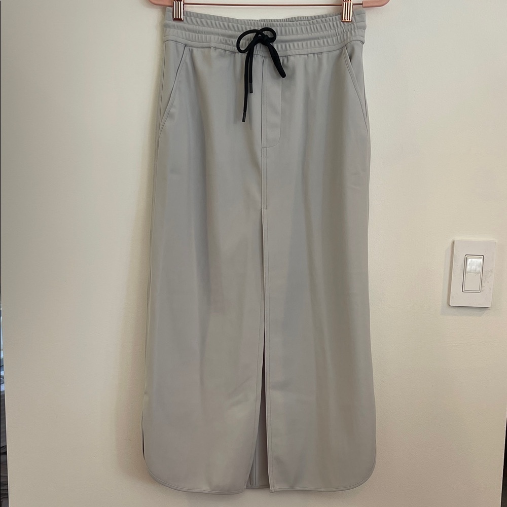 ZARA Light Grey Athletic Midi-Maxi Skirt with Black Drawstring XS NEW